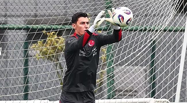 Berke Özer kamptan ayrıldı!